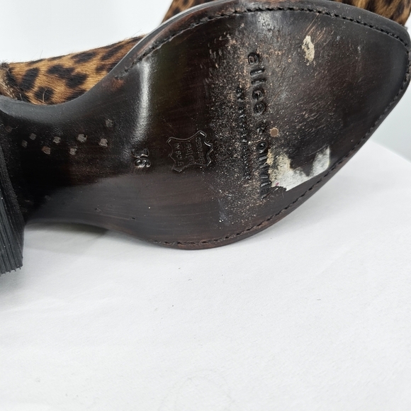 ALICE+OLIVIA Kiara Leopard Print Calf Hair Western Whip Stitch Booties S… - Picture 2 of 7